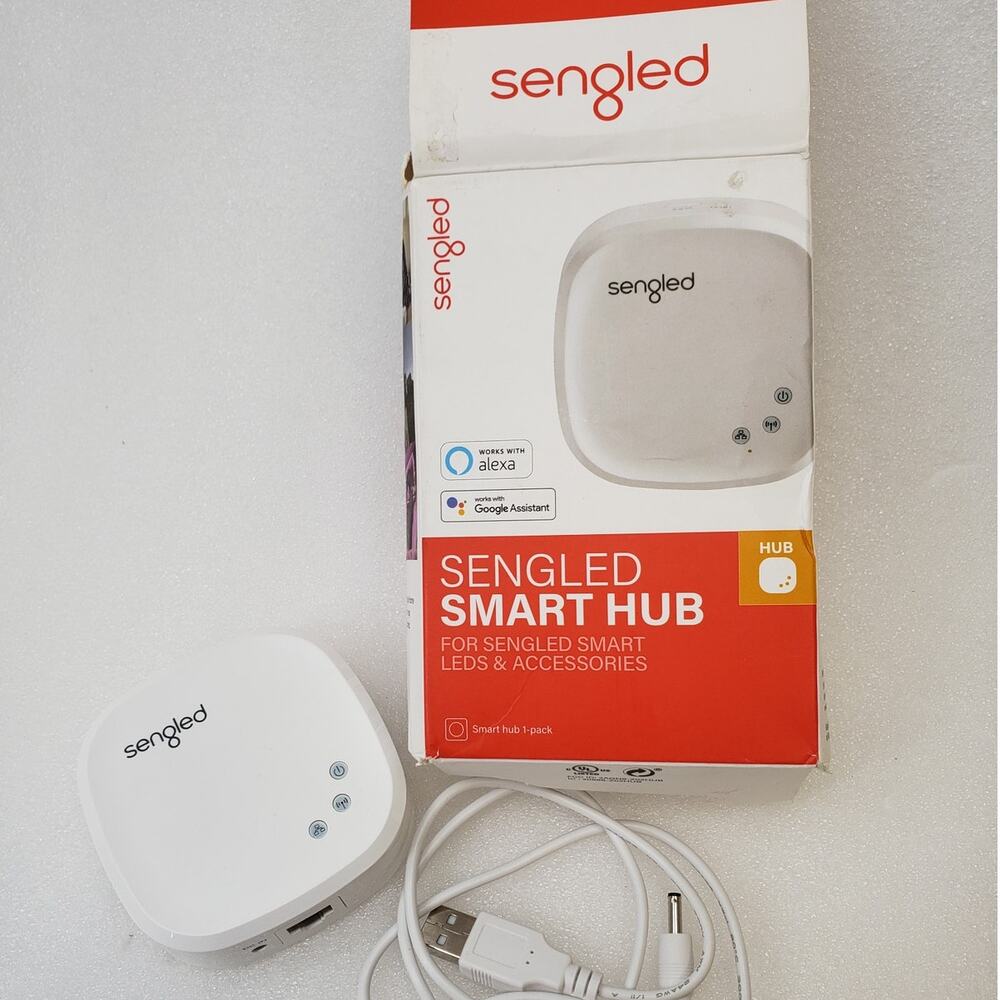 Sengled Smart Hub E12-N1E Zigbee Gateway Controller for LEDs & Accessories